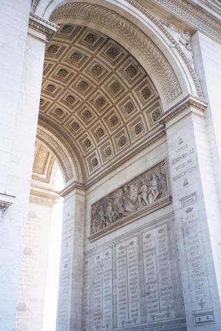 008_18-126460.jpg