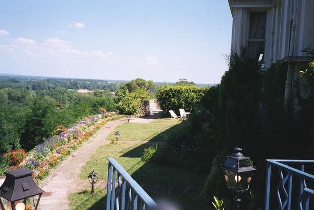 017_9-126452.jpg
