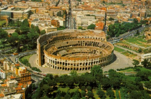 rome_colosseum_2.jpg